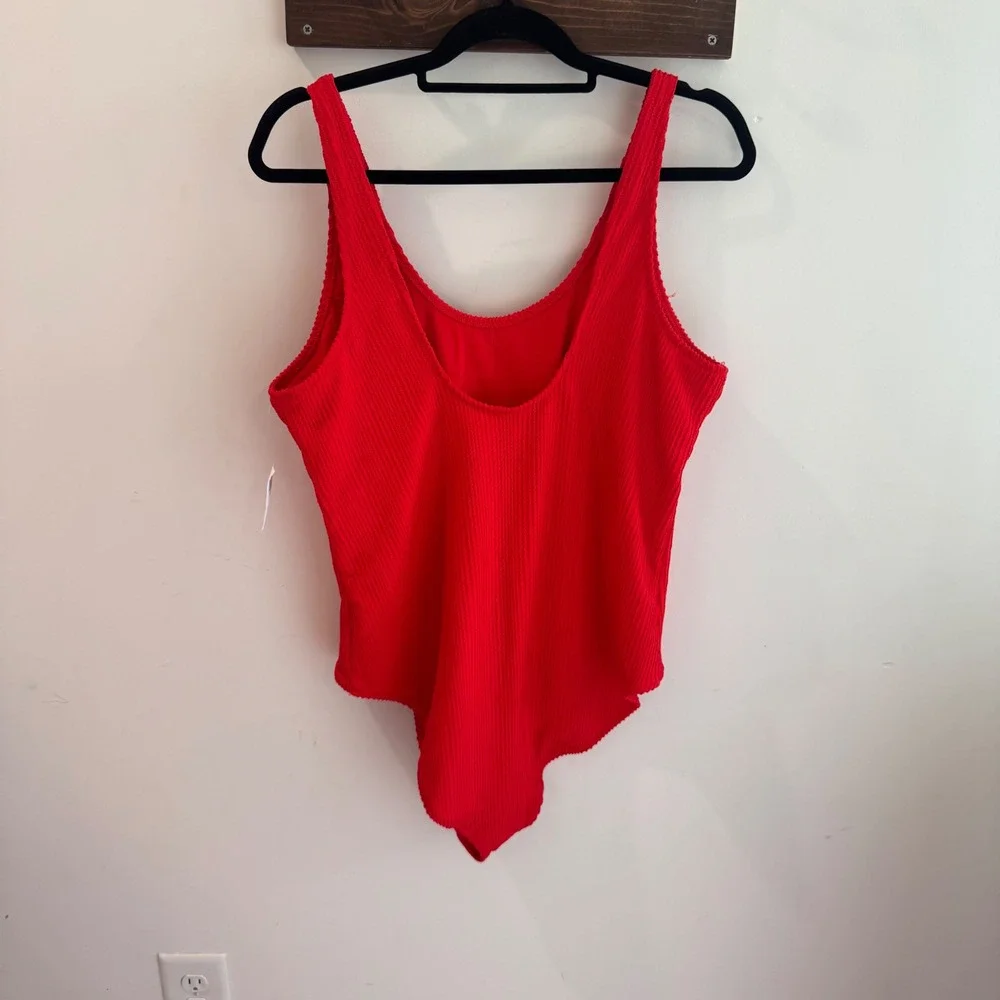 NWT Old Navy Red Ribbed One Piece Swimsuit Scoop Neck Back‎ XXL